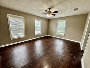 4329 Joy Lee St in Haltom City, TX - Building Photo - Building Photo