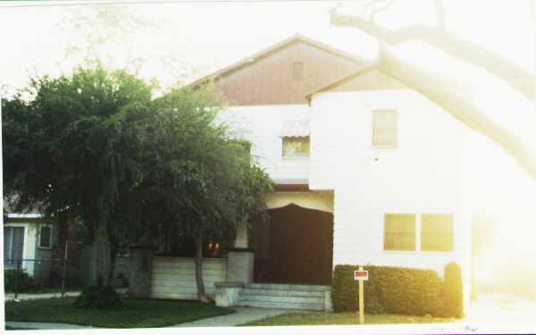 447-449 N Avenue 56 in Los Angeles, CA - Building Photo