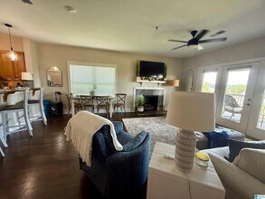 475 River Forest Ln, Unit 4450 in Talladega, AL - Building Photo - Building Photo