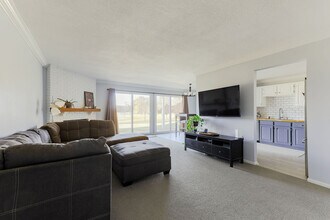14431 Fairway Dr, Unit 14431 Fairway Drive in Eden Prairie, MN - Building Photo - Building Photo
