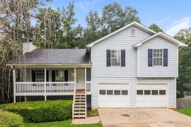 property at 7300 Hunters Ridge Dr