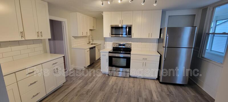 9 Chase St in Burlington, VT - Building Photo