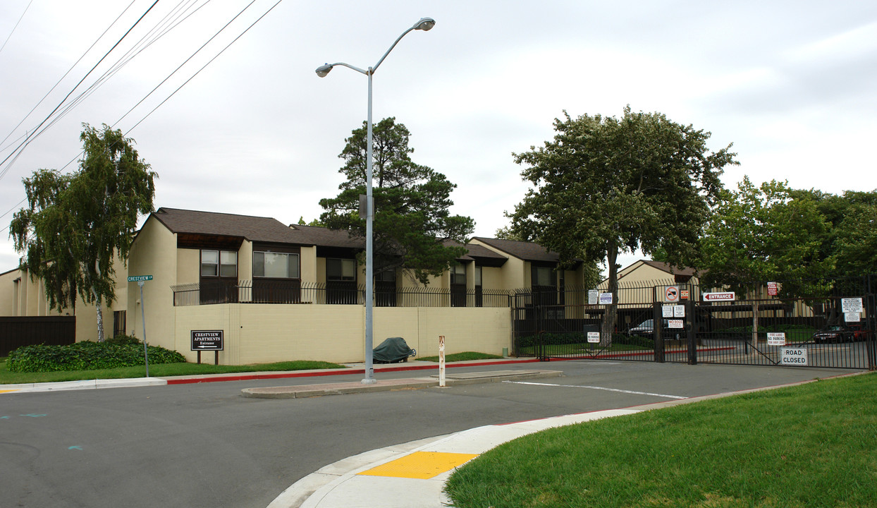 Lido Square in Pittsburg, CA - Building Photo