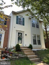 6503 Parish Glebe Ln in Alexandria, VA - Building Photo - Building Photo