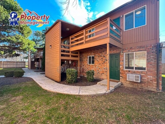 property at 4135 W Dorian St