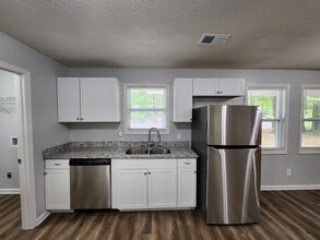 723 W Creek Cir in Monroe, GA - Building Photo - Building Photo