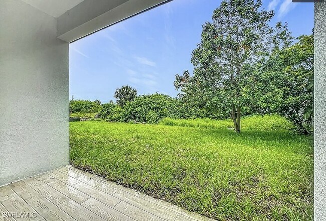 property at 316 Poplar St