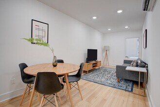 198 Morgan St-Unit -5(3L) in Jersey City, NJ - Building Photo - Building Photo
