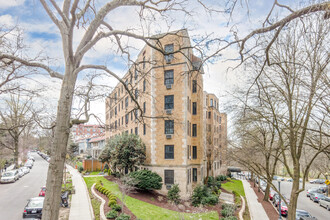 Valley Vista Condominiums in Washington, DC - Building Photo - Building Photo