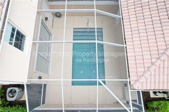 15107 Auk Way in Bonita Springs, FL - Foto de edificio - Building Photo