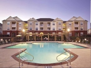 Magnolia Pointe in Durham, NC - Building Photo - Building Photo