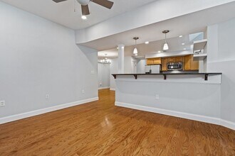 15 Strathmore Rd, Unit A in Brookline, MA - Building Photo - Building Photo