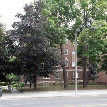 2745-2765 Yonge St in Toronto, ON - Building Photo - Building Photo