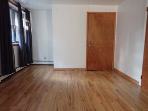 326 Carlton Ave in Brooklyn, NY - Building Photo - Building Photo