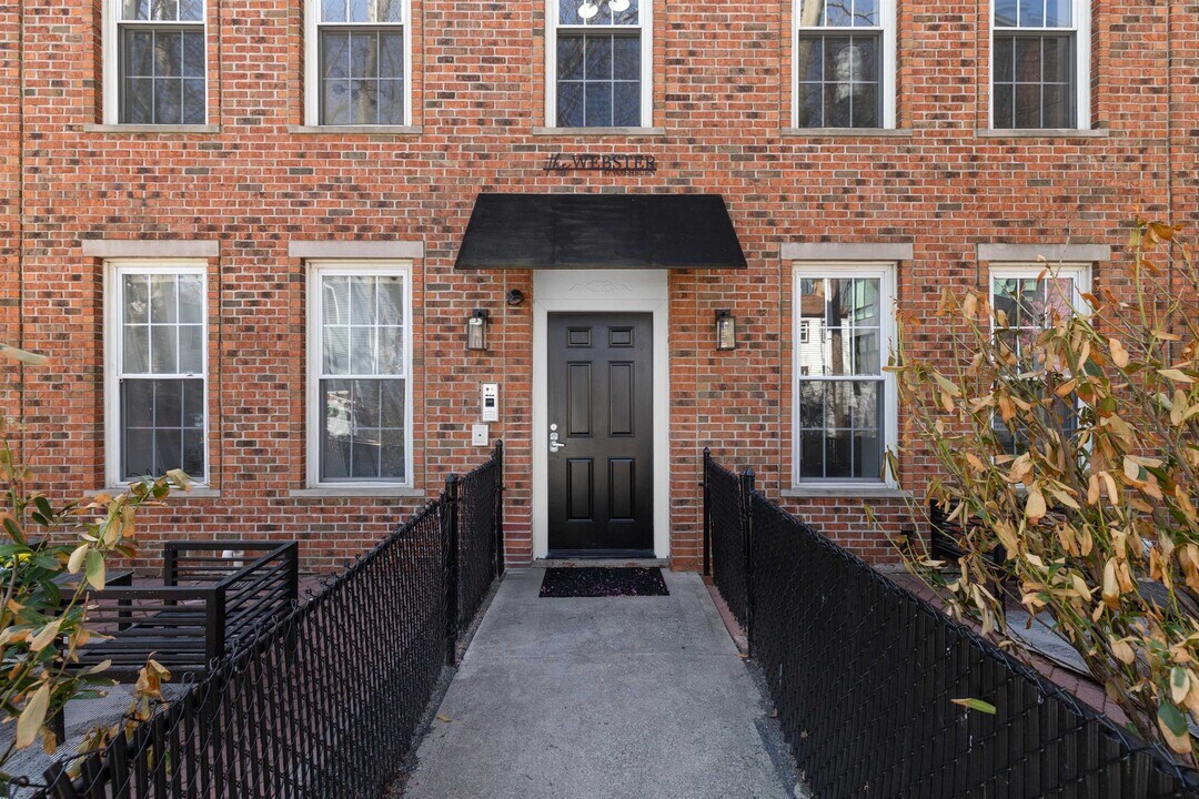 47 Washburn St in Jersey City, NJ - Building Photo