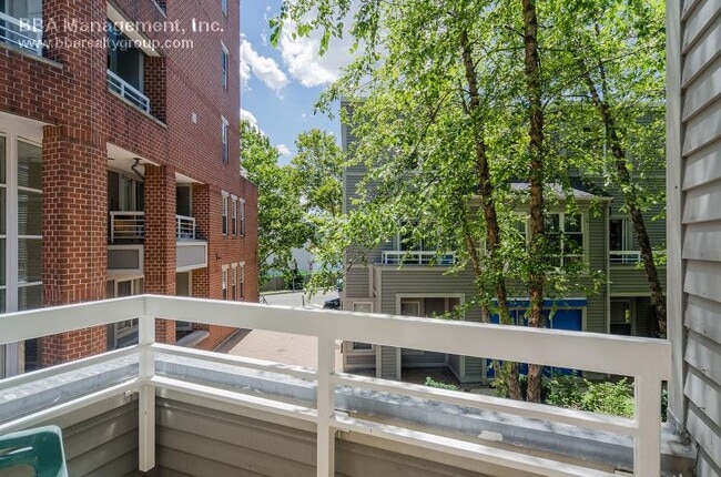 6 Chestnut St in Cambridge, MA - Foto de edificio - Building Photo