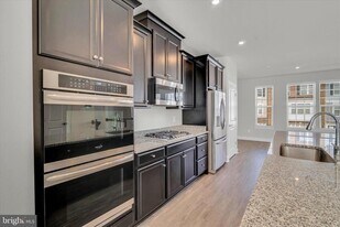 9505 Bent Creek Pl in Upper Marlboro, MD - Building Photo