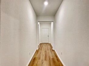 1137 Mallow Rd in Leander, TX - Building Photo - Building Photo