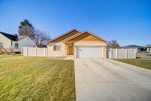 1923 N Nelson St in Spokane, WA - Building Photo