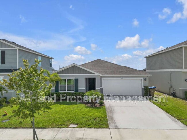 property at 3800 Whitetail Ct