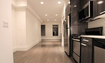 270 Newbury St in Boston, MA - Building Photo - Building Photo