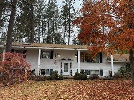 104 S Ridgewood Dr in Post Falls, ID - Building Photo