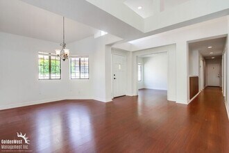 2565 Holly Valley Dr in Vista, CA - Building Photo - Building Photo