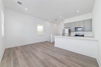 22206 Dutch Oven Dr in Katy, TX - Building Photo - Building Photo