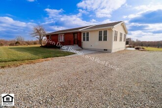 8122 Co Rd 60 in Saint Joe, IN - Building Photo - Building Photo