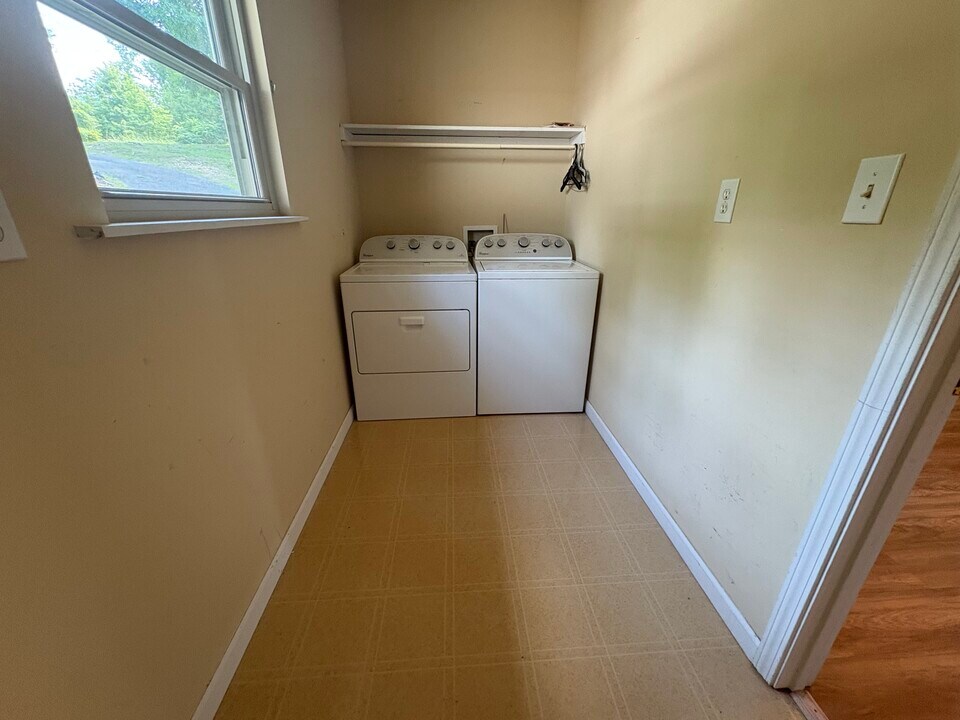 816 W Gold Dust Dr in Sevierville, TN - Building Photo