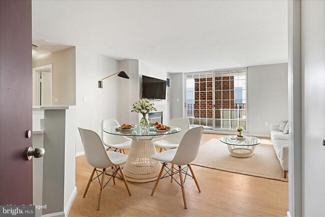 1230 23rd St NW in Washington, DC - Building Photo - Building Photo