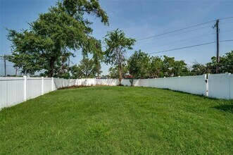 9801 Cedarcrest Dr in Providence Village, TX - Building Photo - Building Photo