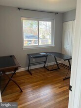 10123 Eastlake Dr in Fairfax, VA - Building Photo - Building Photo