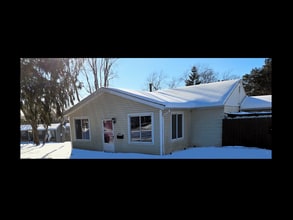 836 Oak Hill Rd, Unit A in Wooster, OH - Building Photo - Building Photo