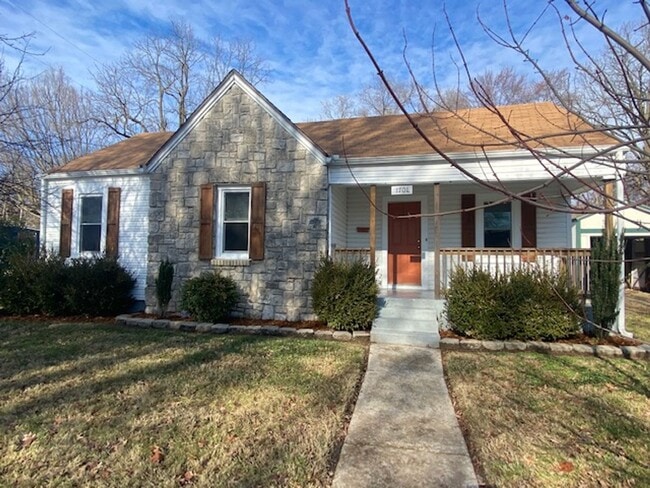 property at 1701 E Belmont St