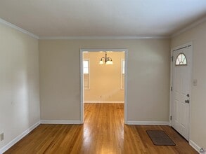 230 Roycrest Dr in Macon, GA - Building Photo - Building Photo