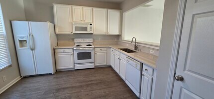 8519 Mount Valley Ln in Raleigh, NC - Foto de edificio - Building Photo