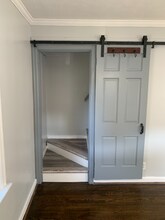 6726 Betts Ave in North College Hill, OH - Foto de edificio - Building Photo