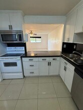2510 SW 81st Ave in Davie, FL - Building Photo - Building Photo