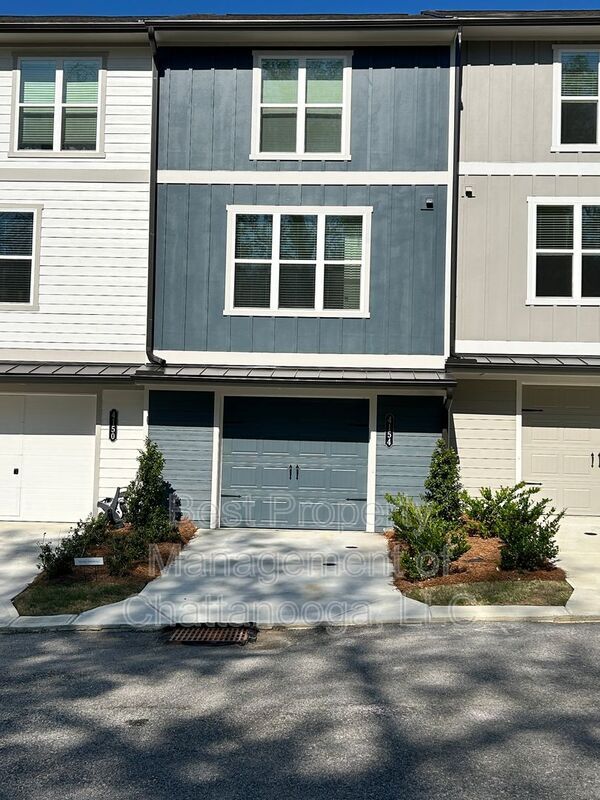 property at 4154 Tillie Cir