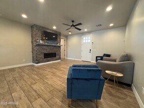 4350 E Kings Ave in Phoenix, AZ - Building Photo - Building Photo