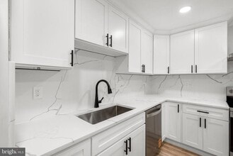 3406 Louth Rd in Dundalk, MD - Building Photo - Building Photo