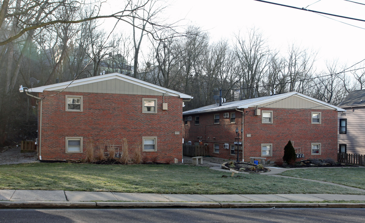 440-444 Stanley Ave in Cincinnati, OH - Foto de edificio