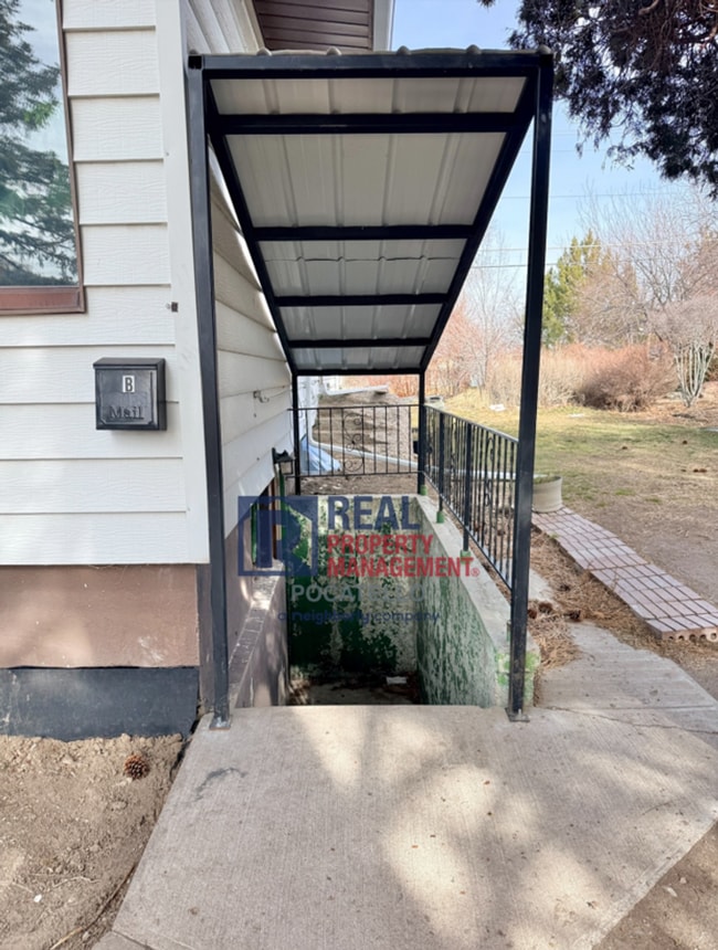 442 S Arthur Ave in Pocatello, ID - Foto de edificio - Building Photo