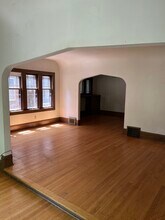 3605 N Maryland Ave, Unit 1 in Shorewood, WI - Foto de edificio - Building Photo