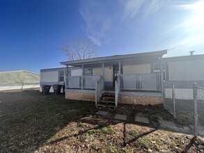 185 Pam Ct in Moscow Mills, MO - Building Photo - Building Photo