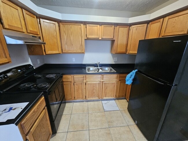 3009 Pearl Ave in Lorain, OH - Building Photo - Building Photo