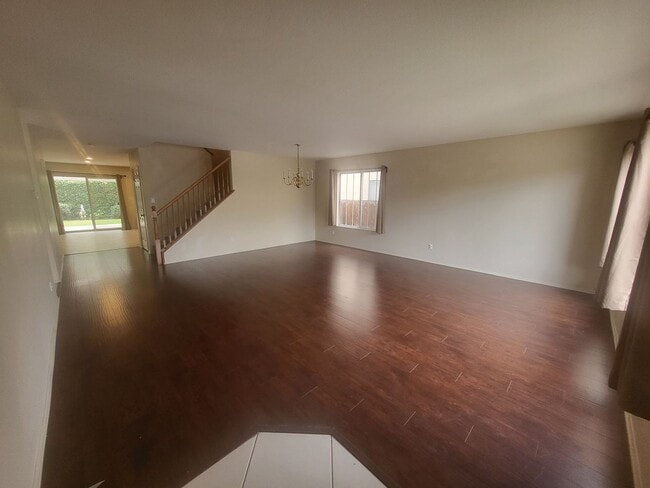 33 Elizabeth Ln in Irvine, CA - Building Photo - Building Photo