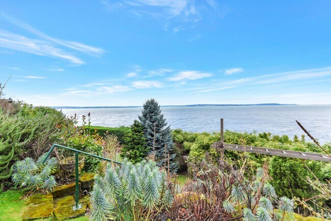 3252 NW Esplanade in Seattle, WA - Building Photo - Building Photo