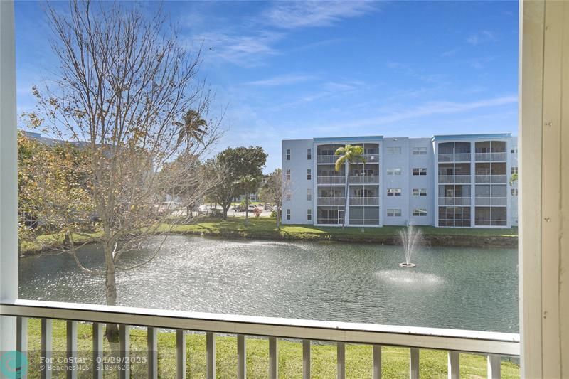 604 NE 2nd St in Dania Beach, FL - Building Photo
